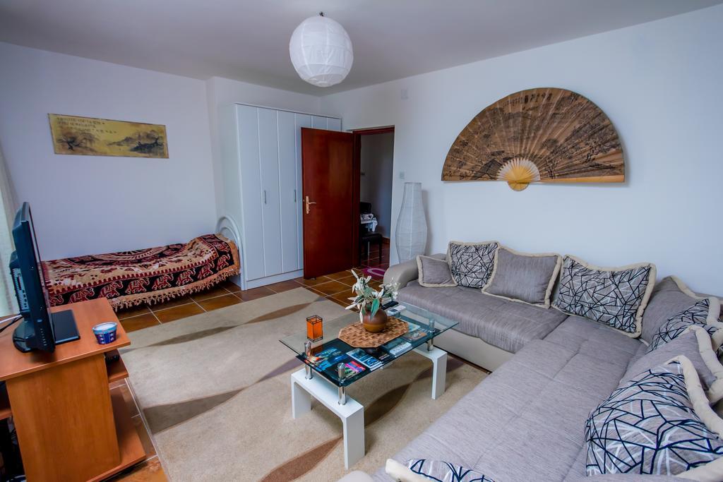 Apartments Beachfront Kotor Exterior foto
